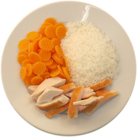 Hühnchen mit etwas weniger Reis als Karotten
